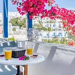 Alpha * Naousa (Paros)