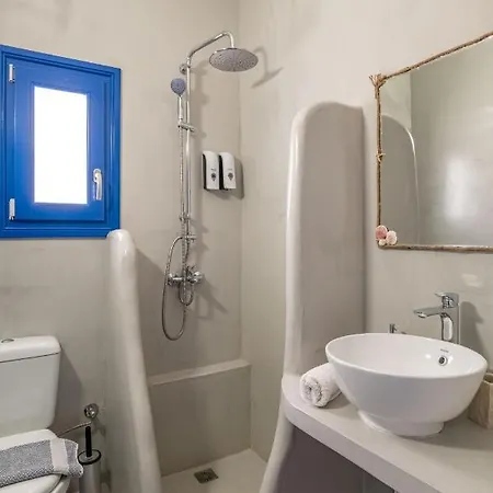 Alpha Naousa (Paros)