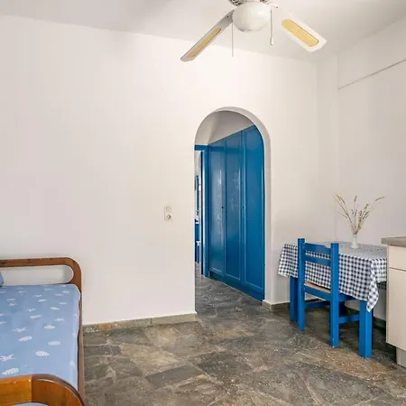 Alpha Naousa (Paros)