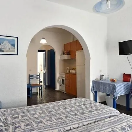Alpha Naousa (Paros)