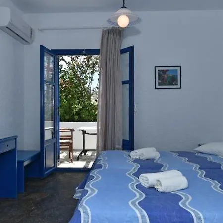 Alpha Apartment Naousa (Paros)